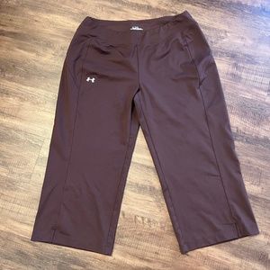 Under Armour capri bottoms